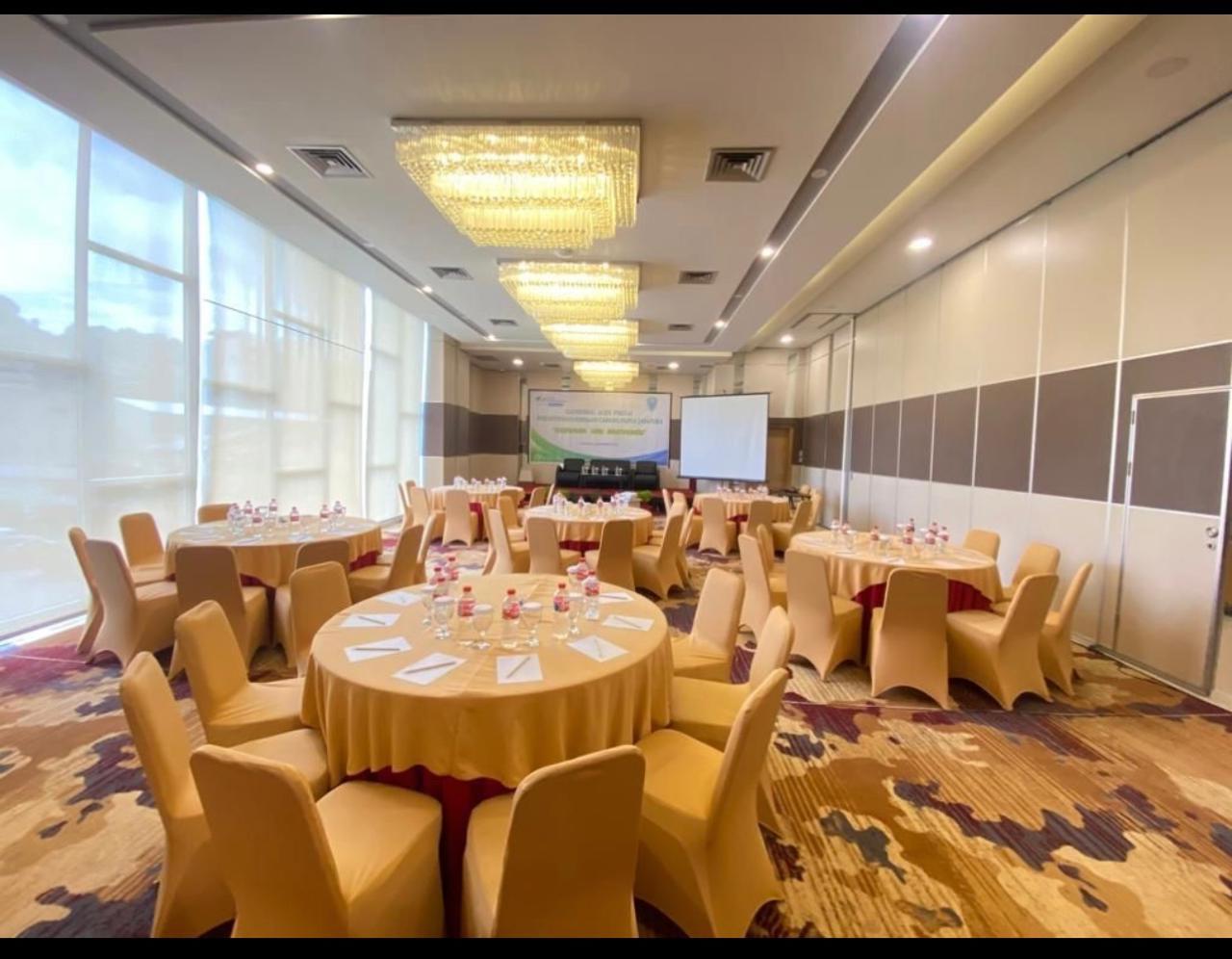 Maxone Hotel Jayapura 26/30