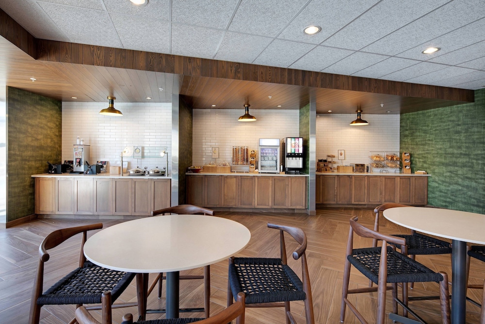Fairfield Inn And Suites By Marriott Tampa Wesley Chapel 10/40