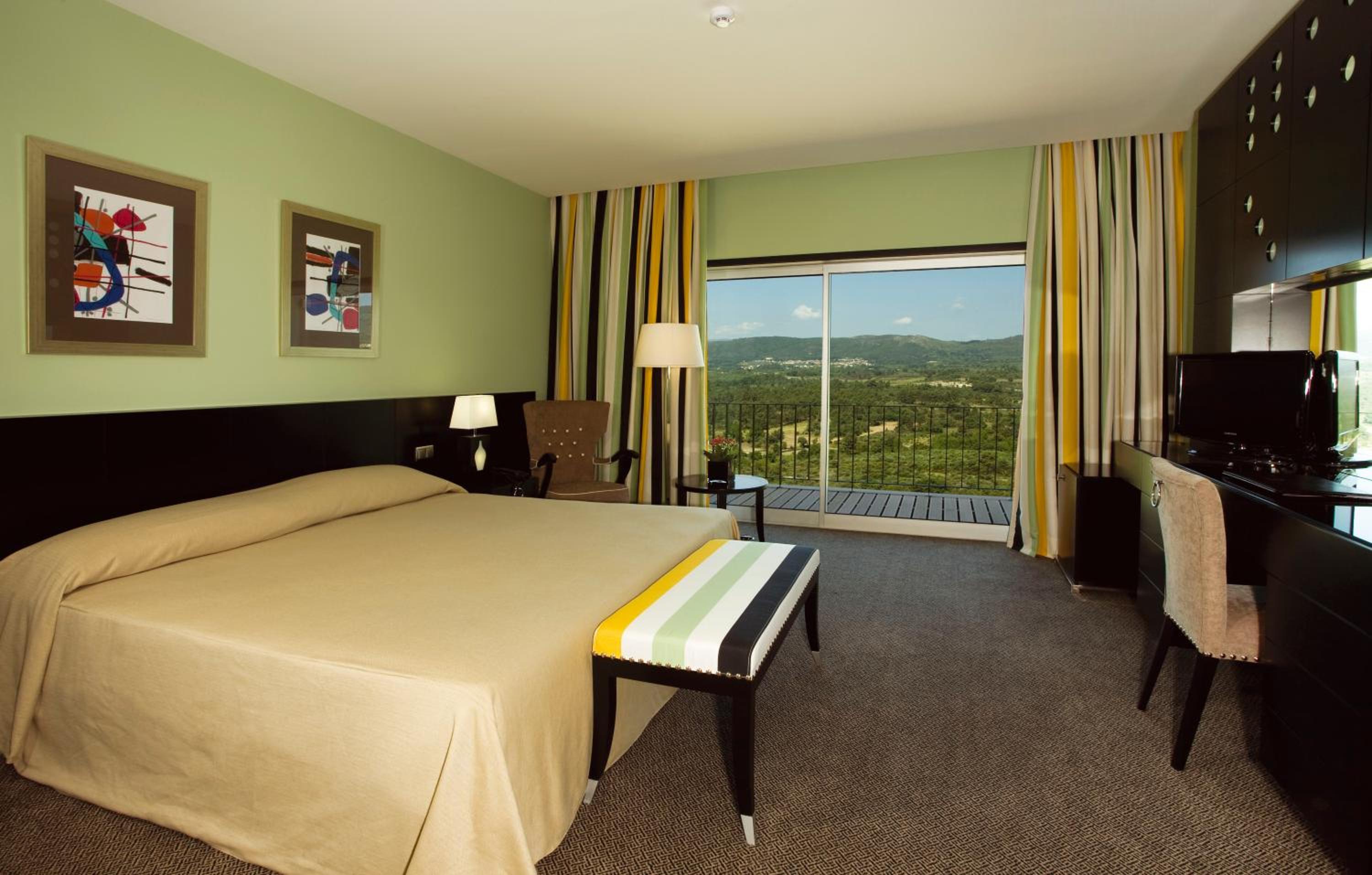 Romantic, Double Bed