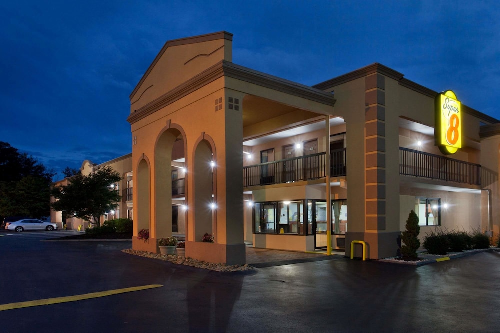 Super 8 By Wyndham Knoxville West/Farragut 2/48