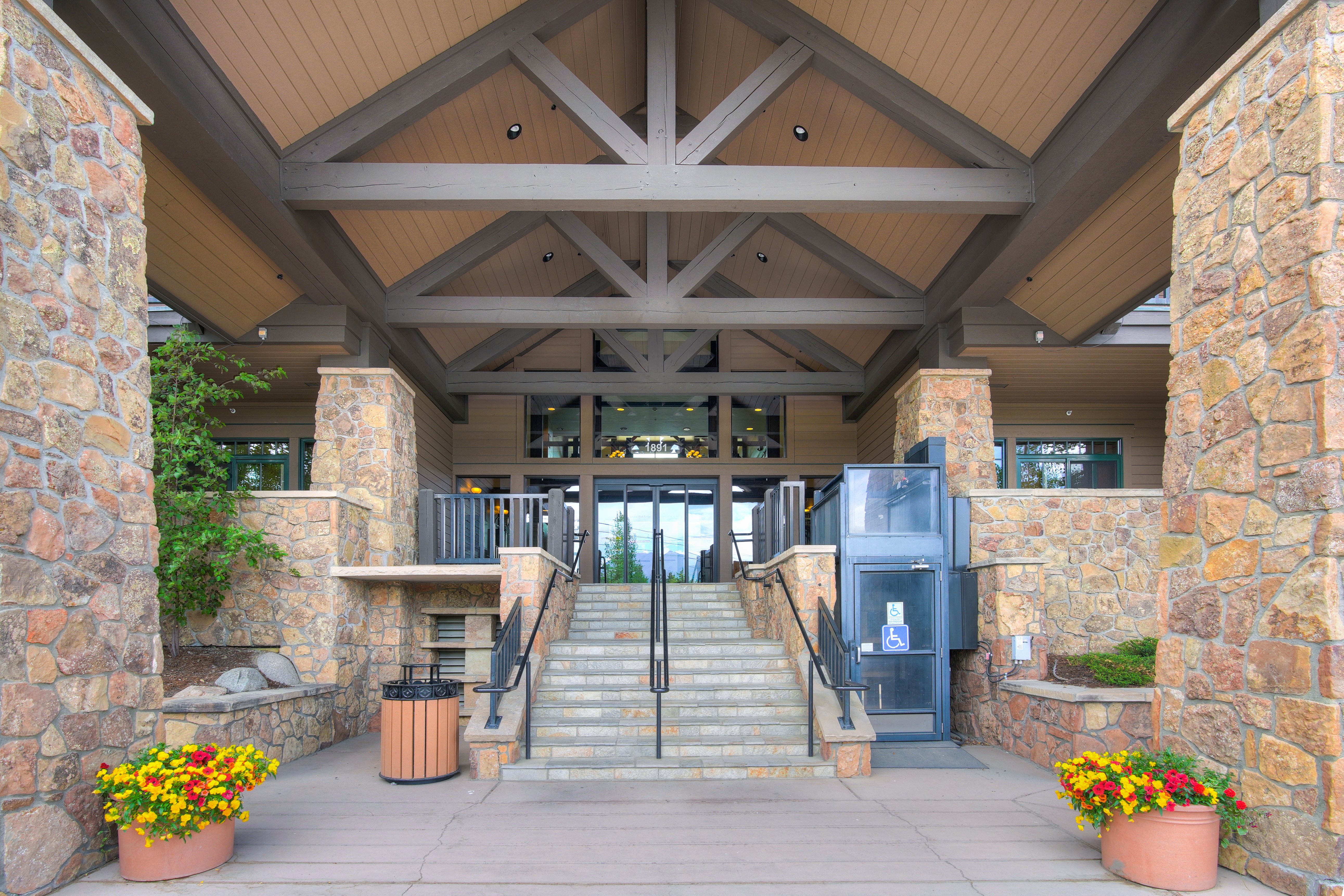 Crystal Peak Lodge 8/74