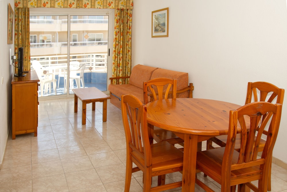 Zahara Rentalmar Apartments 10/13