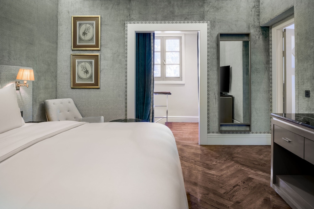 Santo Mauro, a Luxury Collection Hotel, Madrid 30/81