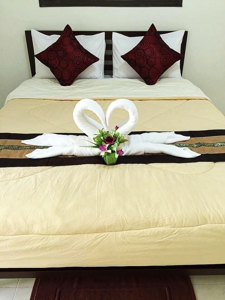 Rueangrat Hotel 13/51