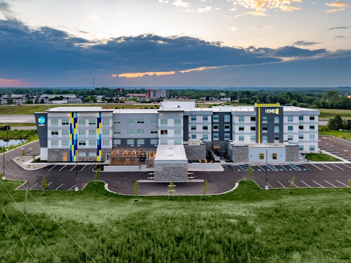 Tru by Hilton Kalamazoo 2/23
