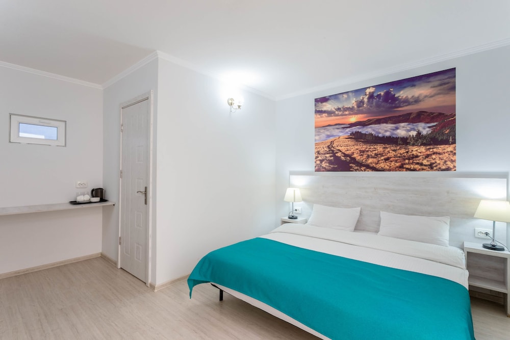 Hotel Tato 7/50