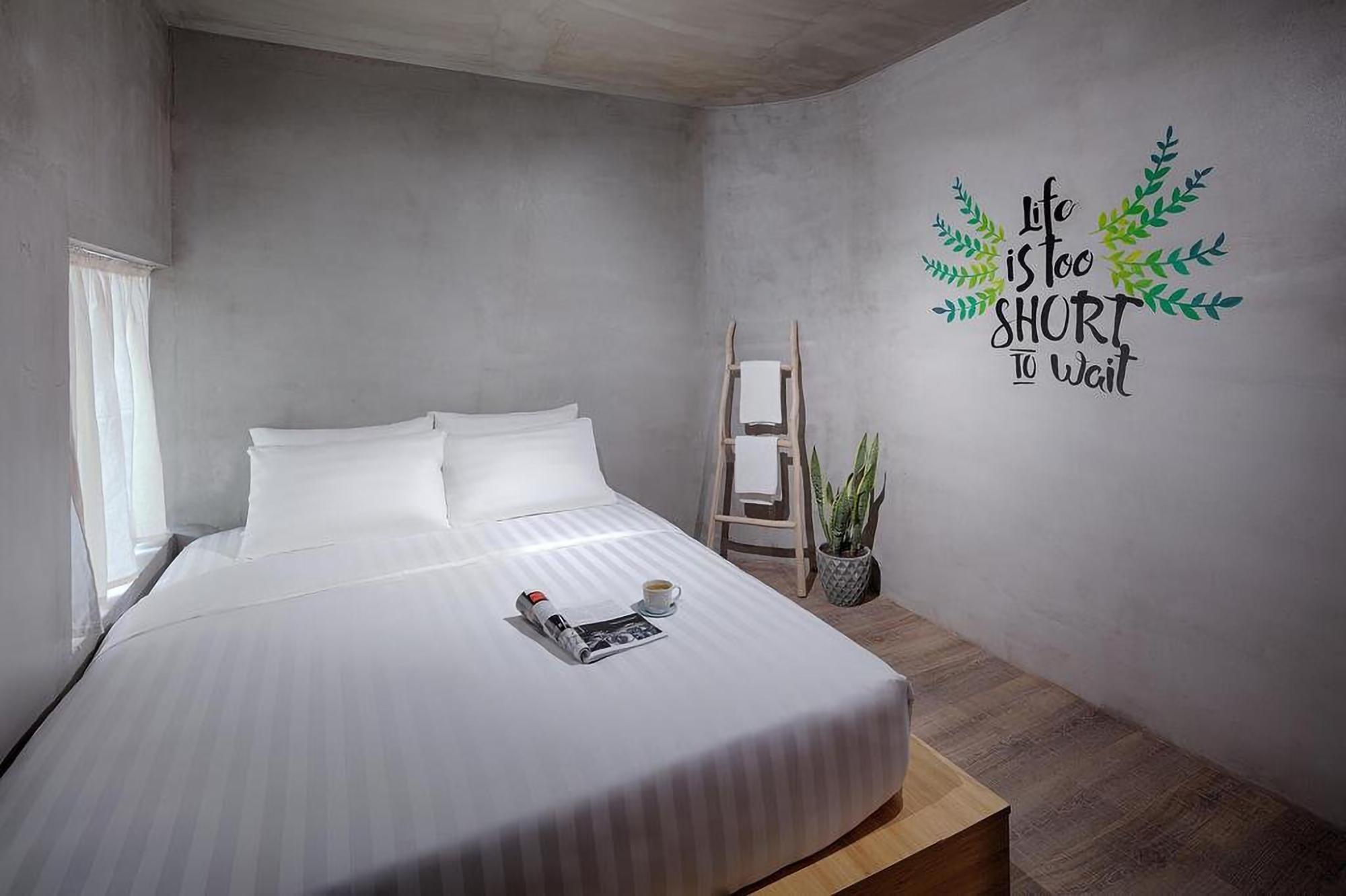 9 Hostel And Bar 20/63