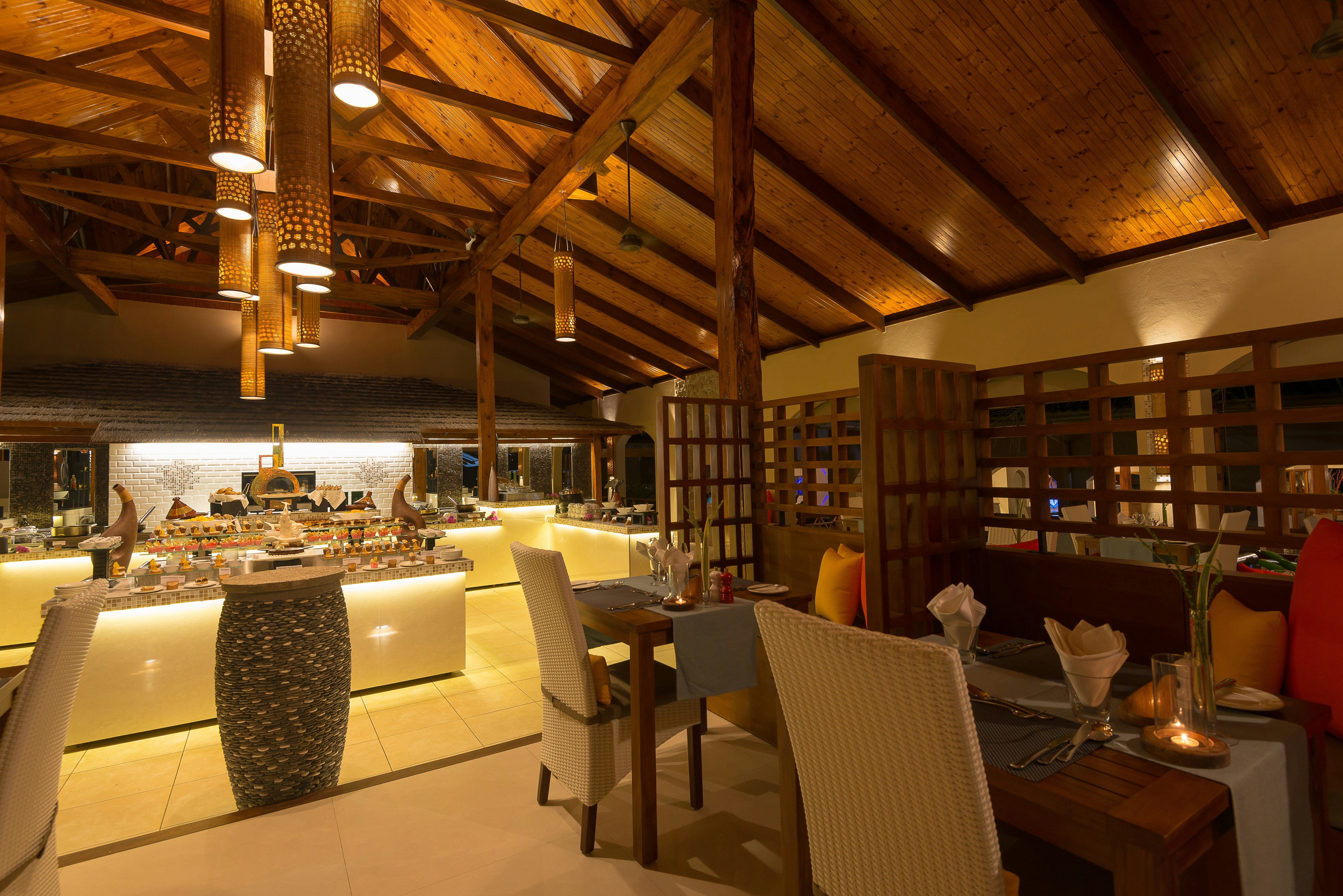 Coco de Mer Hotel and Black Parrot Suites 68/79