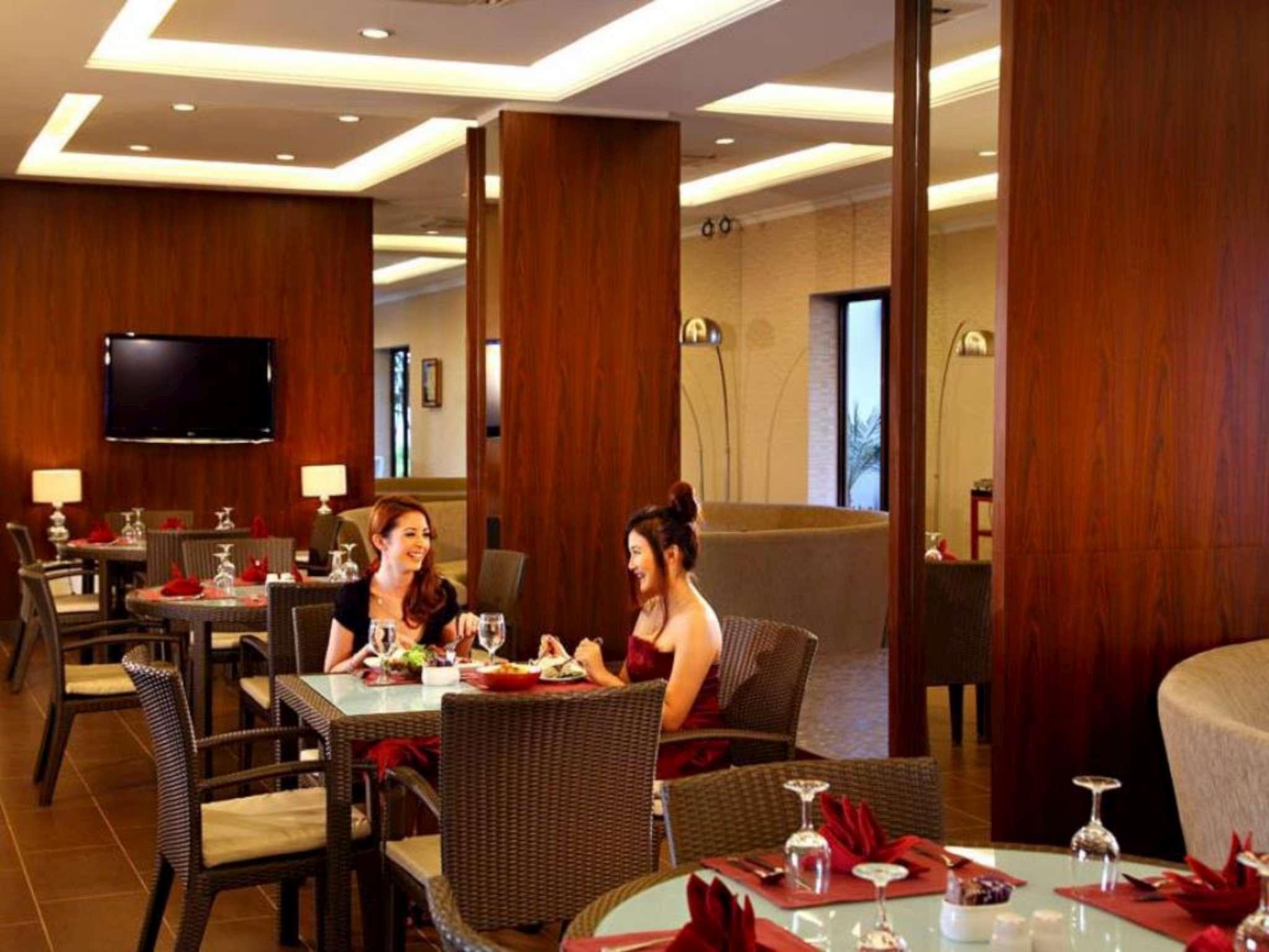 The Acacia Hotel Anyer 26/41