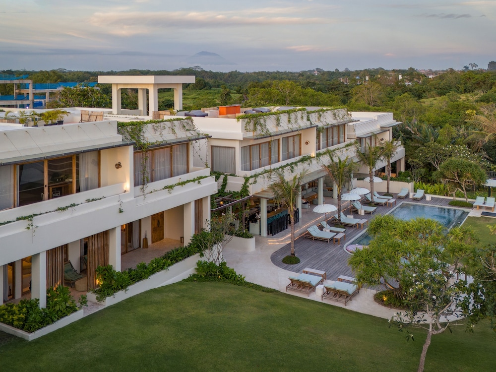 Oshom Bali at Nuanu Creative City in Tabanan