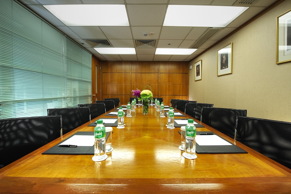 Charterhouse Causeway Bay Hotel 43/50