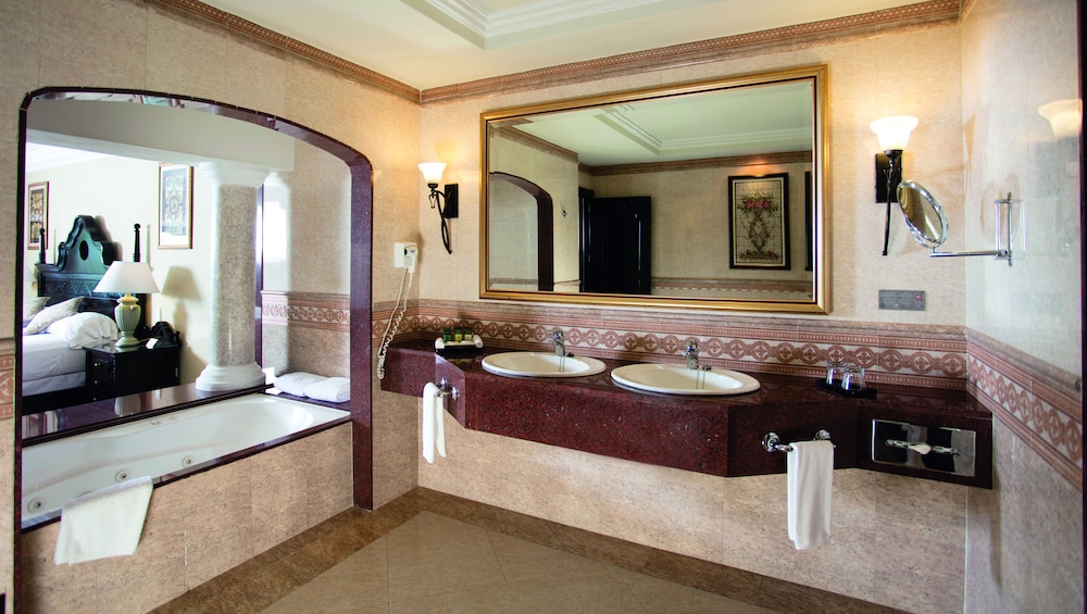 Hotel RIU Santa Fe 61/81