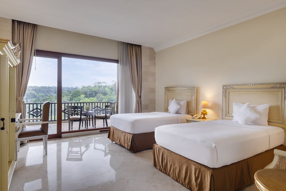 DELUXE, TWIN BEDS