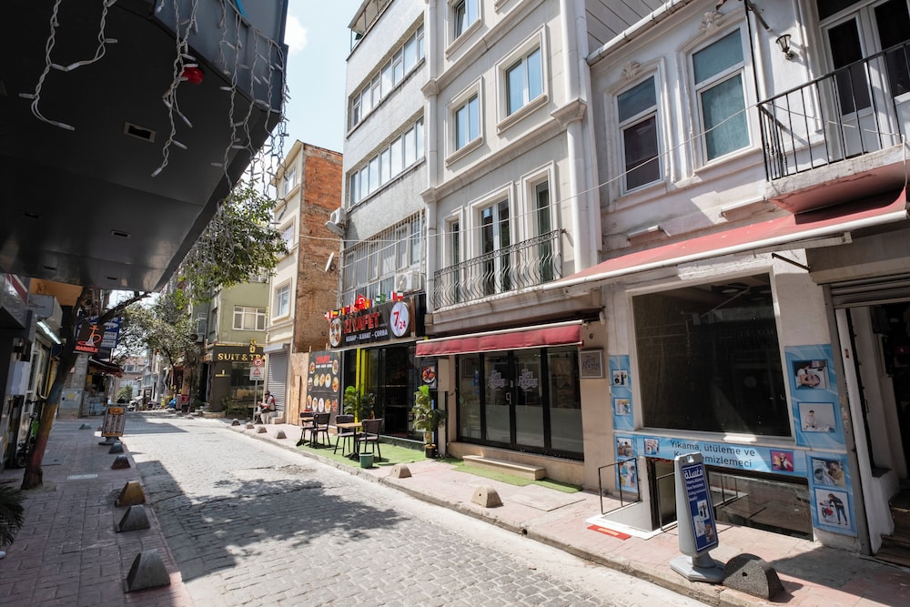 Ten Rooms Istanbul 38/47