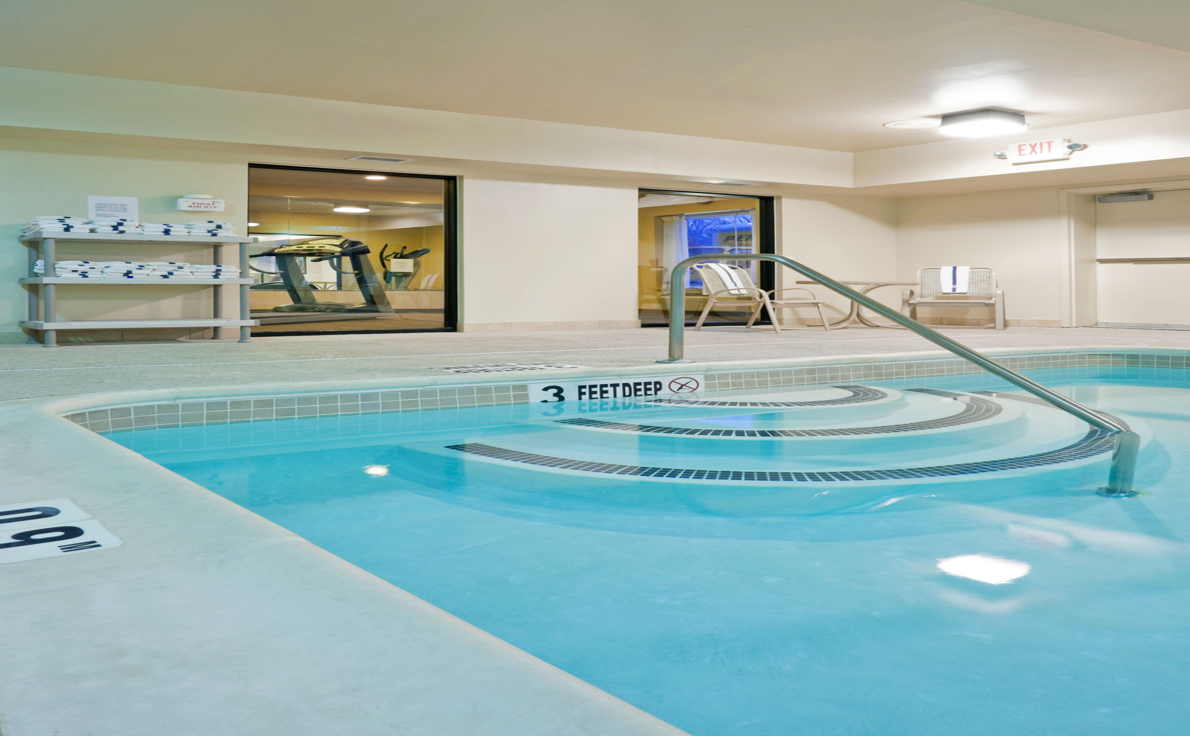 Holiday Inn Express Hotel And Suites Clifton Park 33/55