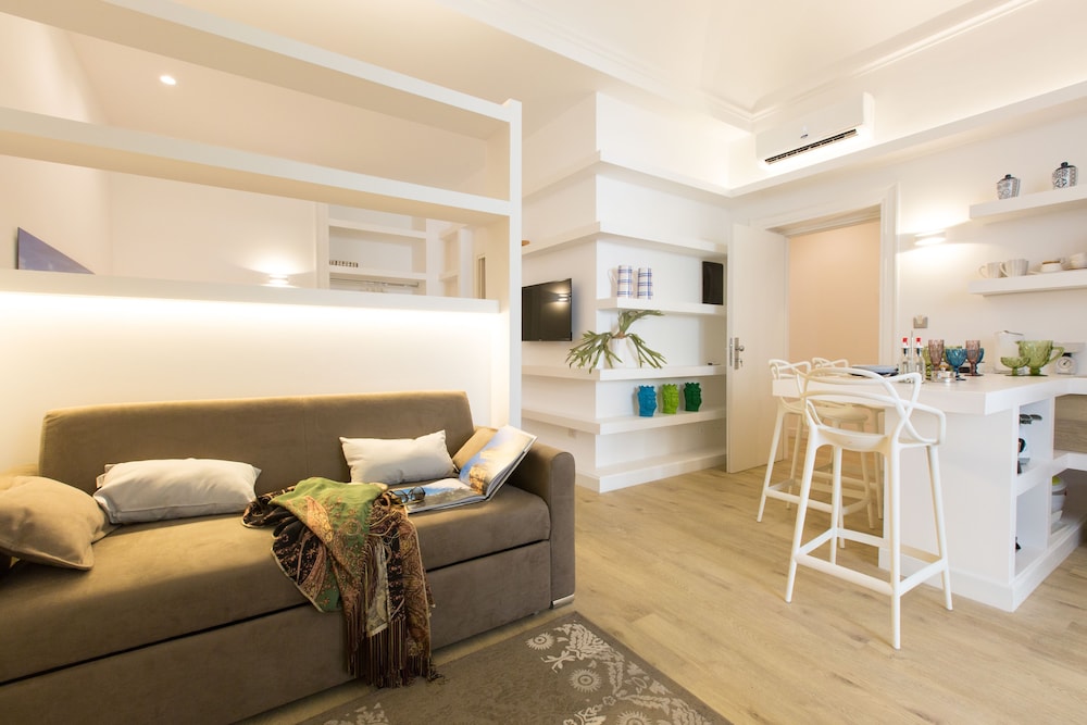 Palermo In Suite Aparthotel Shs 39/52