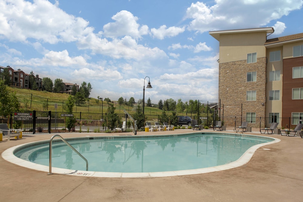 FAIRFIELD INN & SUITES BOULDER BROOMFIELD/INTERLOCKEN 21/59