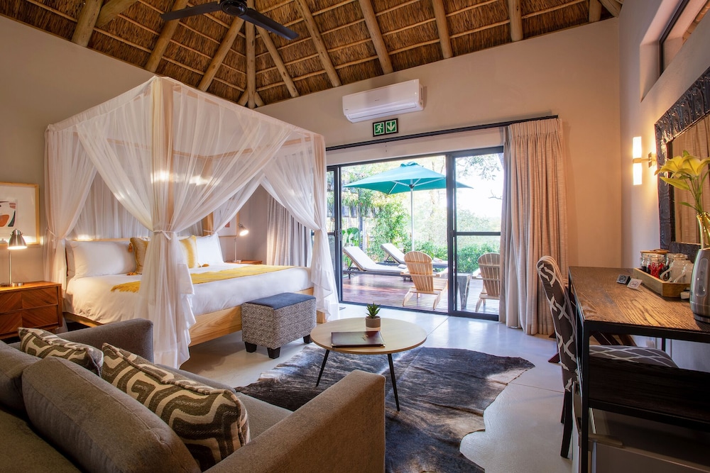 Moya Safari Villa 6/38