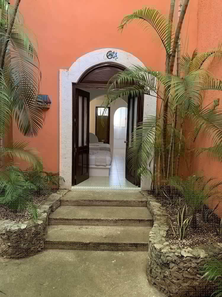 Hotel Casa de las Flores by Kavia 3/63