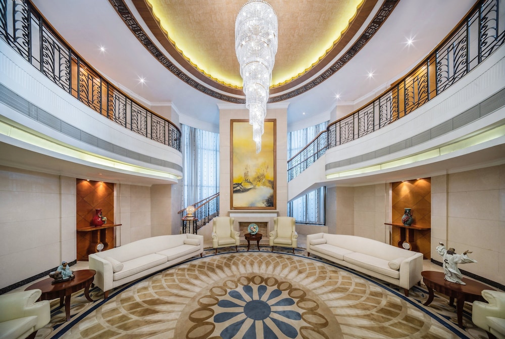 Crowne Plaza Foshan 9/76