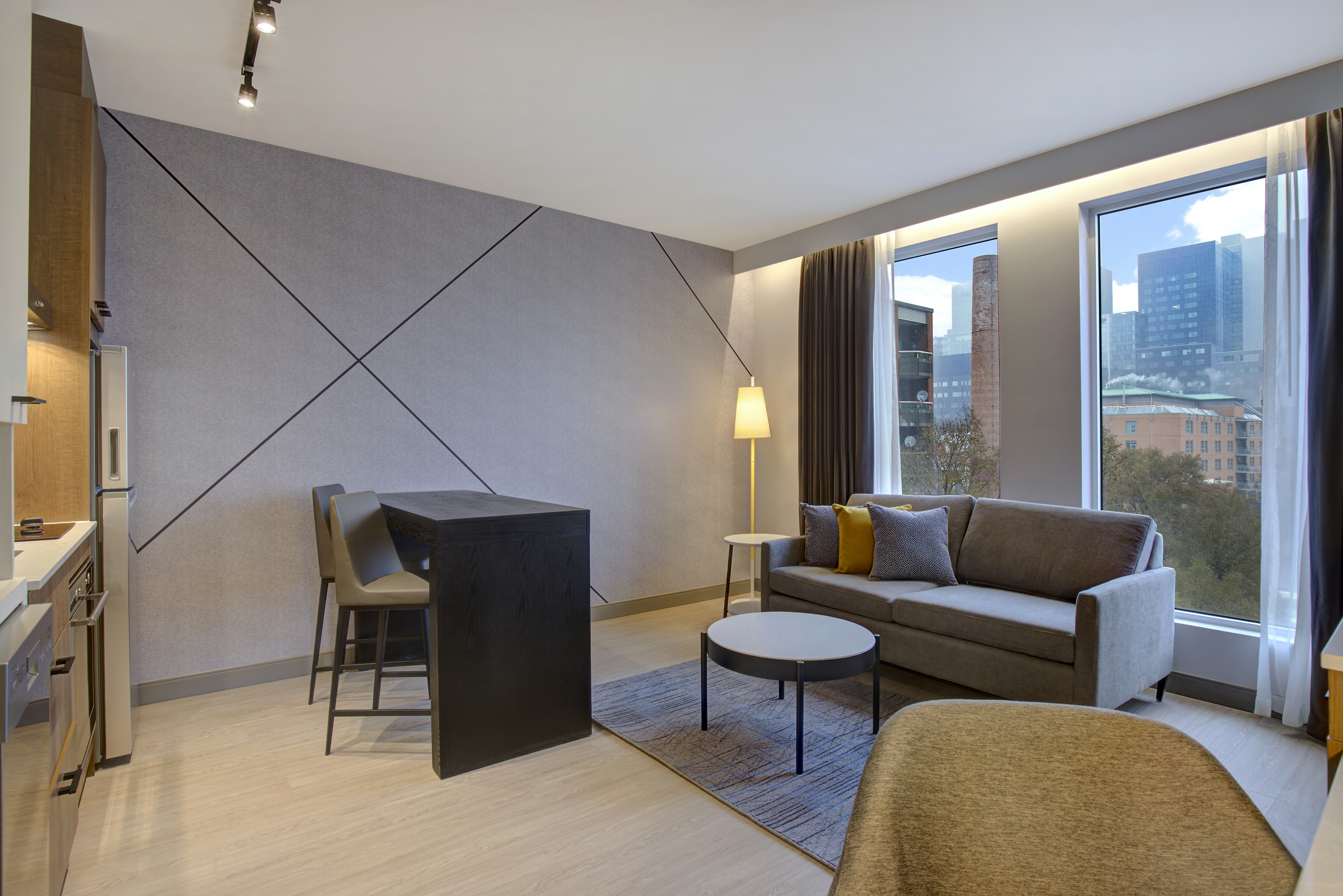 Hampton Inn by Hilton Montreal Downtown 15/44