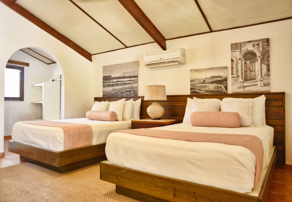 El Morro Eco Adventure Hotel 7/36