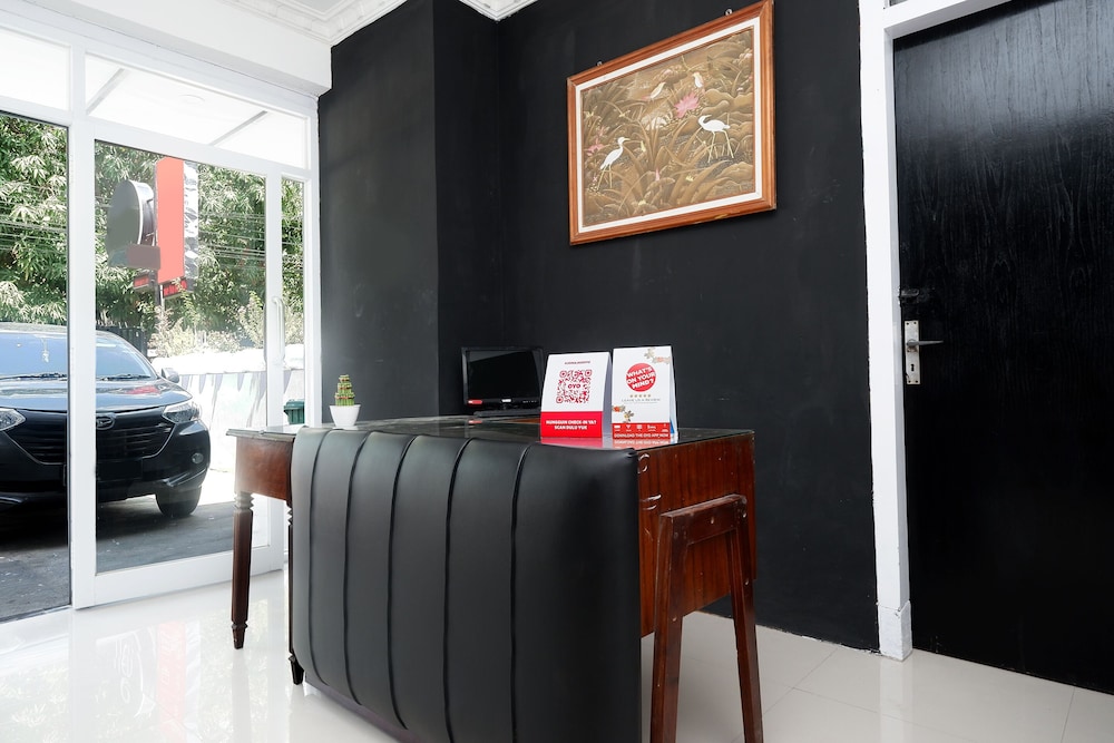 OYO 2055 Perdana Kasih 3/50