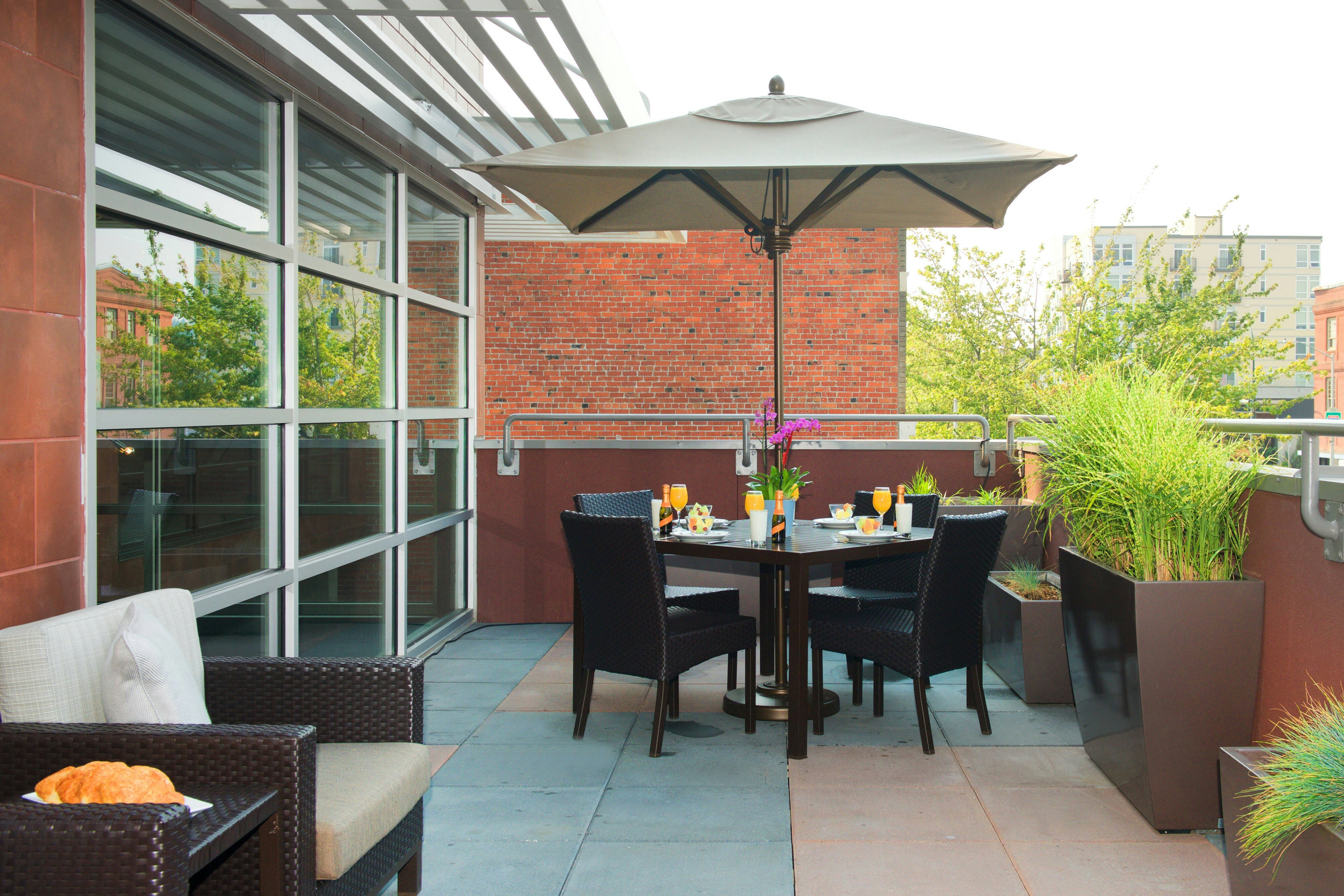 Courtyard by Marriott Seattle Everett Downtown 14/22