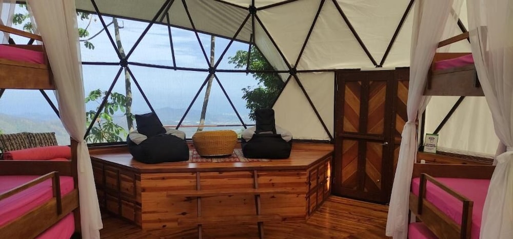 Trekker Glamping 33/58