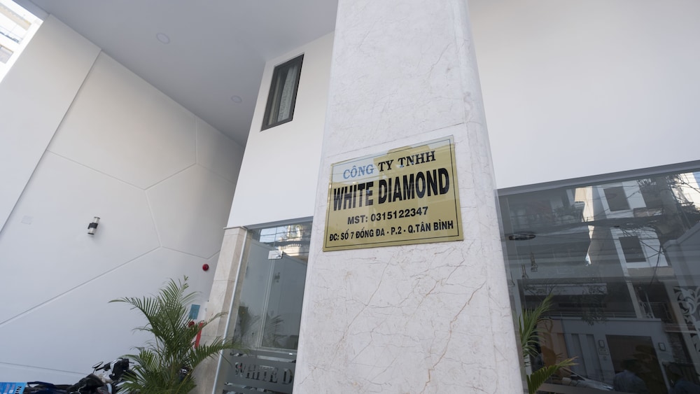 White Diamond Hotel - Airport 2/50