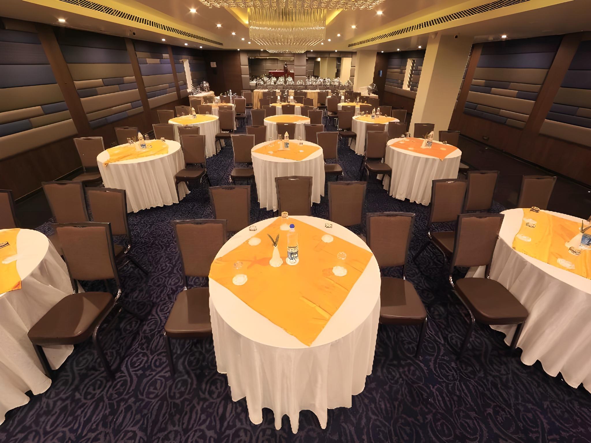 HOTEL REGALIA 23/33