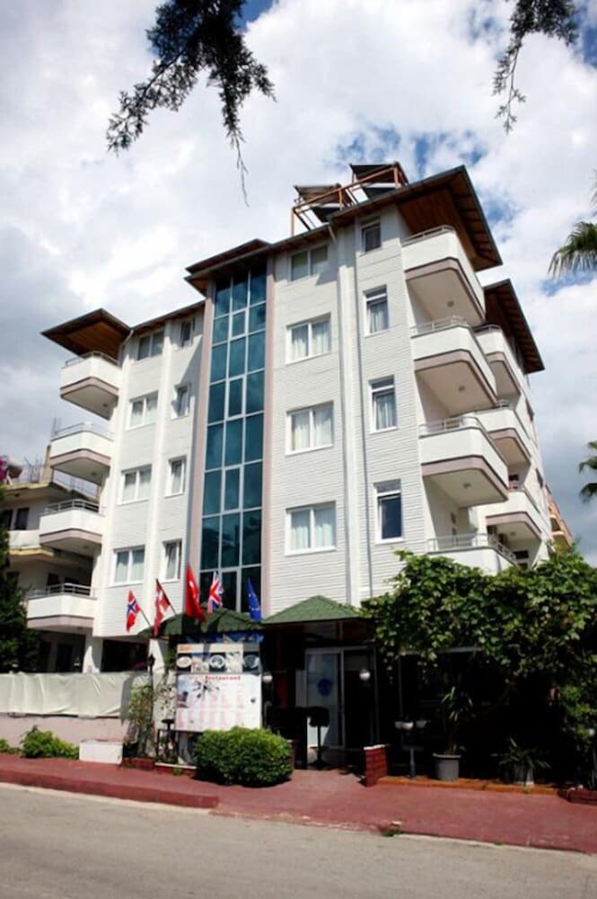 Sempati Apart Hotel 6/48