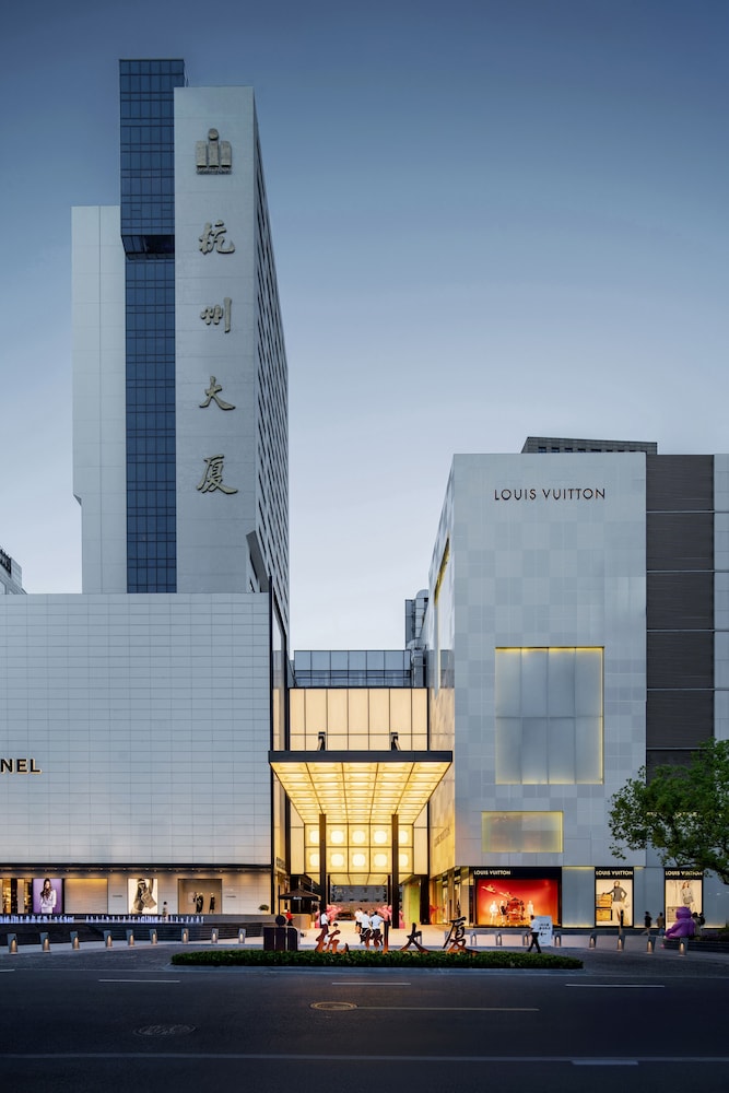 Hangzhou Tower Hotel 3/50
