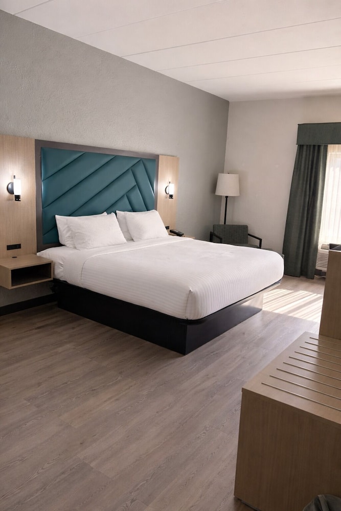 غرفة قياسية بسرير كينج لذوي الإعاقة، Best Western Eagles Inn 4/10