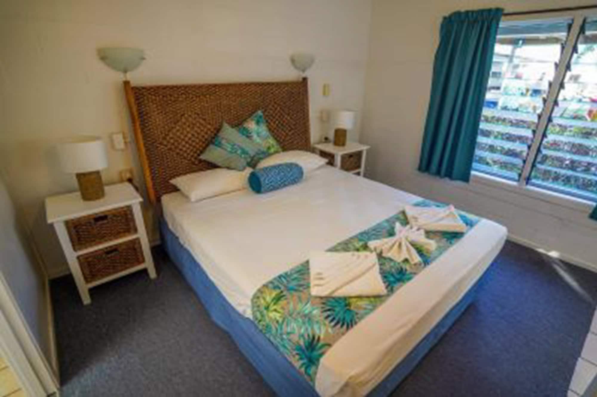 ROOM, GARDEN VIEW