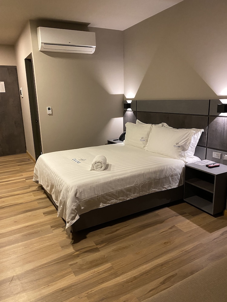 Giluxe Hotel Pereira 16/36