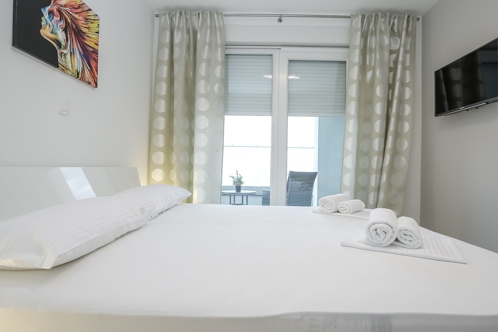 Apartments Tomana 14/50