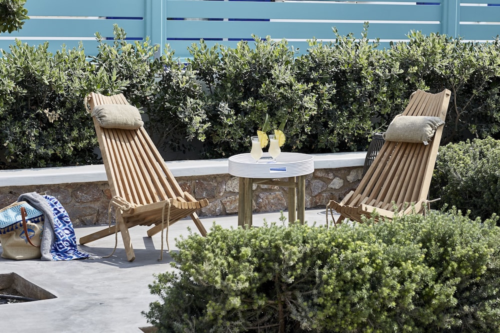Almyriki Beach Villa 37/43