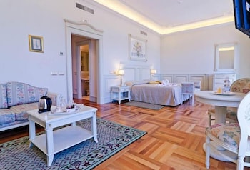 Hotel de Paris Sanremo 43/67