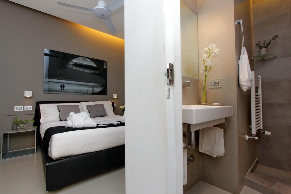 Urben Suites Apartments Design 12/42