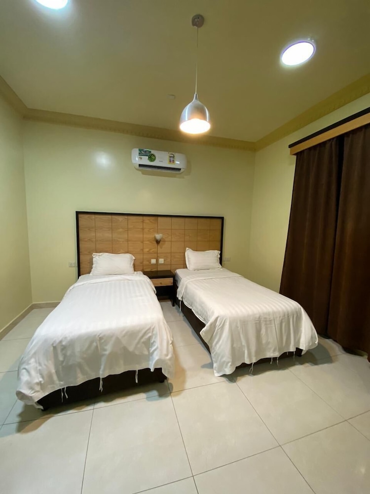 ديار البساتين للشقق الفندقية(Diyar Al Basateen Hotel Apartment) 6/17