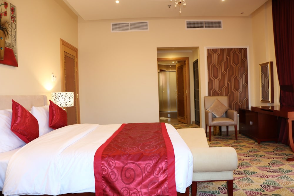 Red Castle Hotel 16/50