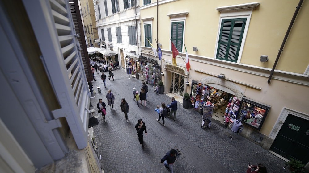 SuiteLife Trevi 57/64
