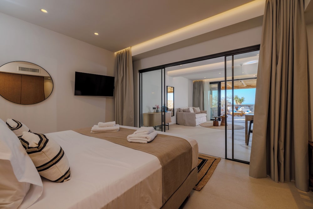 Deos Luxury Suites 11/50