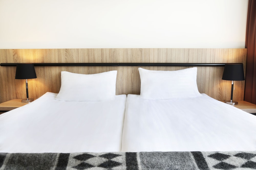 Fosshotel Lind 36/62