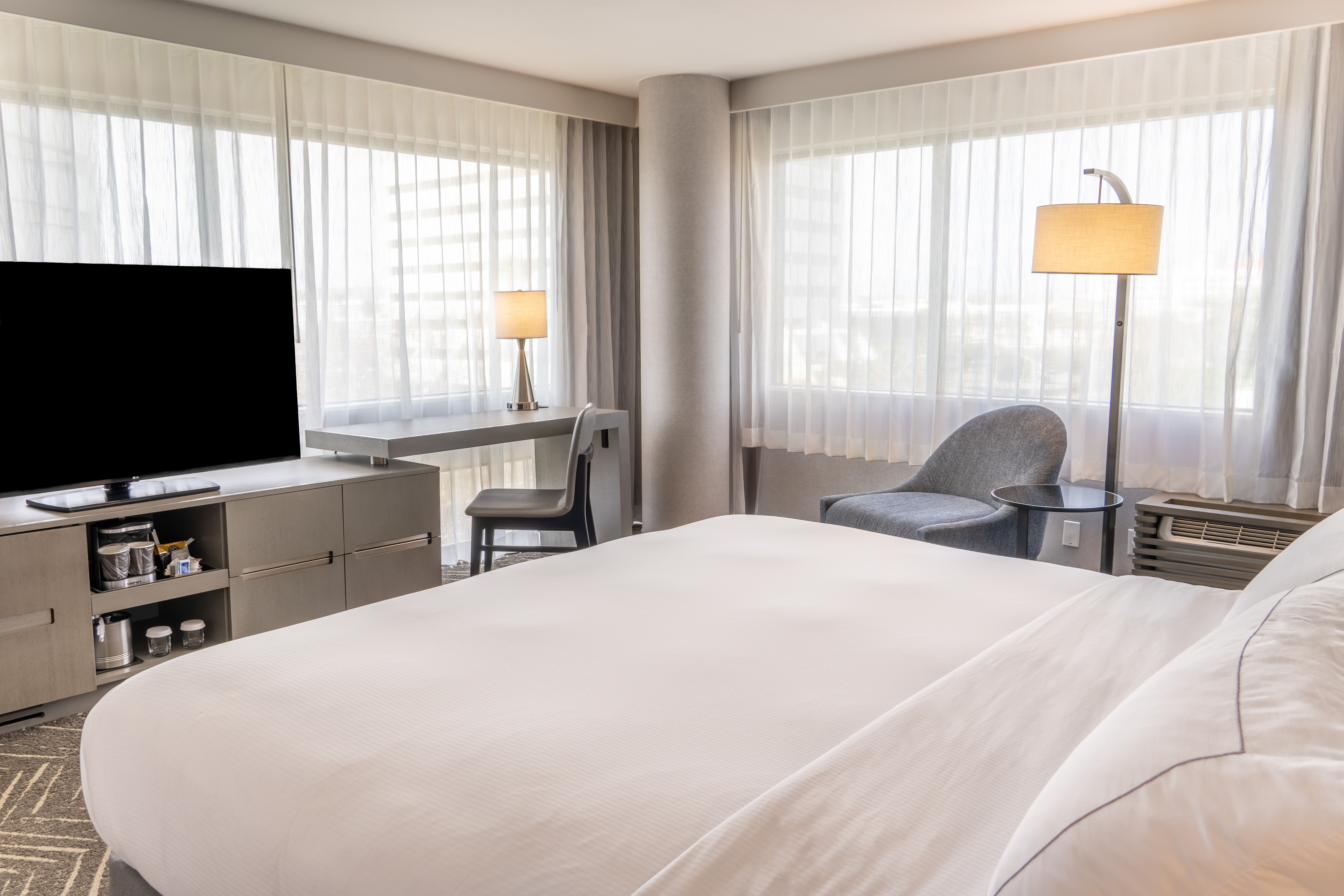Orange County Hotel 15/60