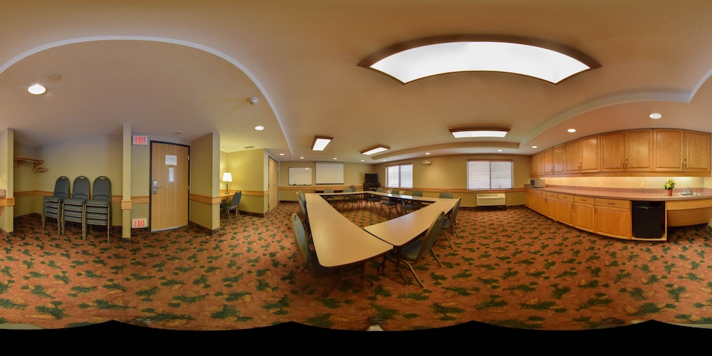 AmericInn by Wyndham Silver Bay 38/59