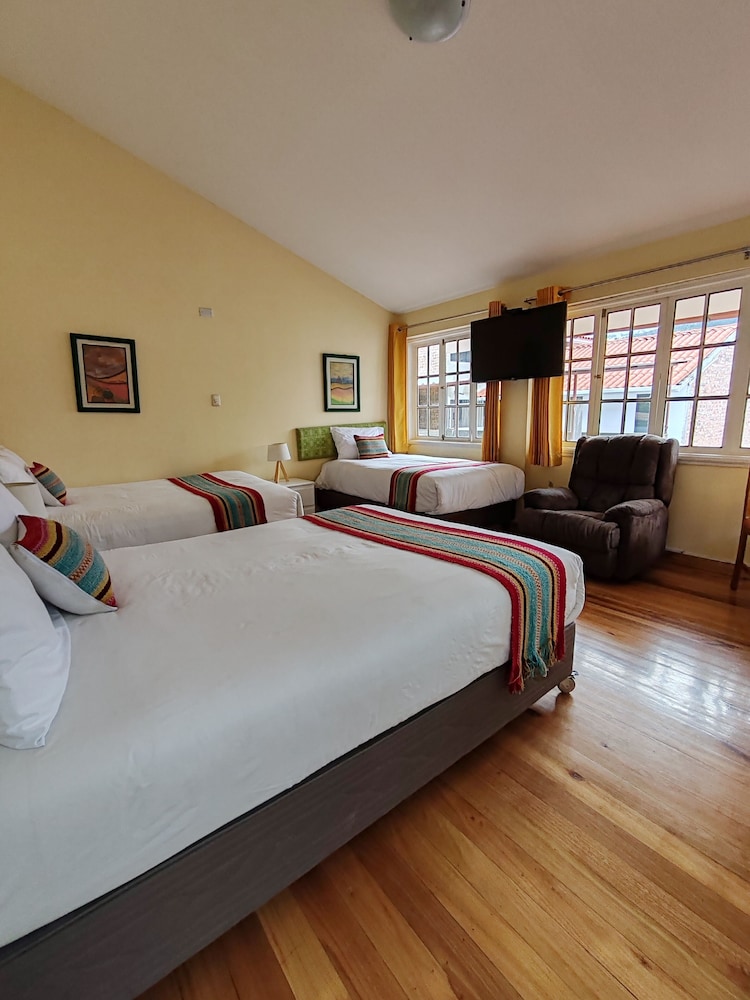 Serra Nova Hostel 29/62