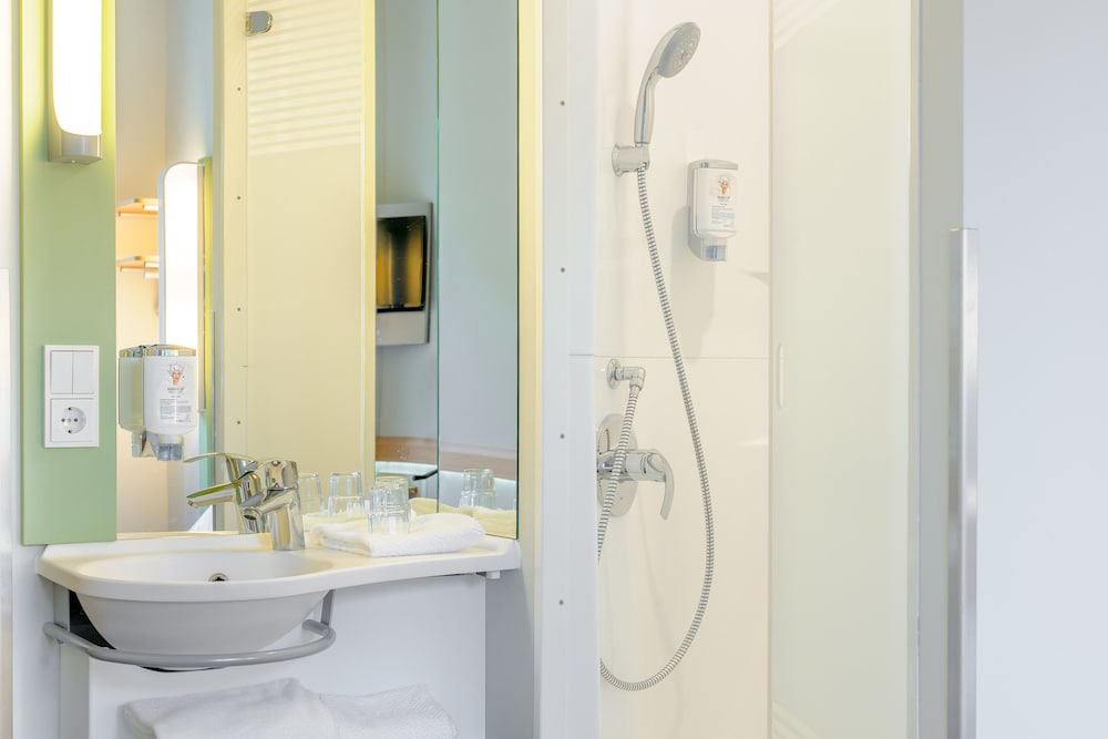 Ibis Budget Frankfurt City Ost 17/59