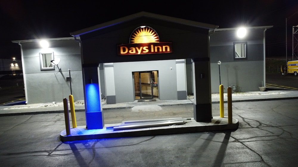 Days Inn By Wyndham Indianapolis East Post Road 16/54